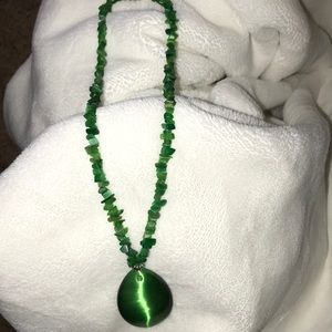 Green jeweled necklace